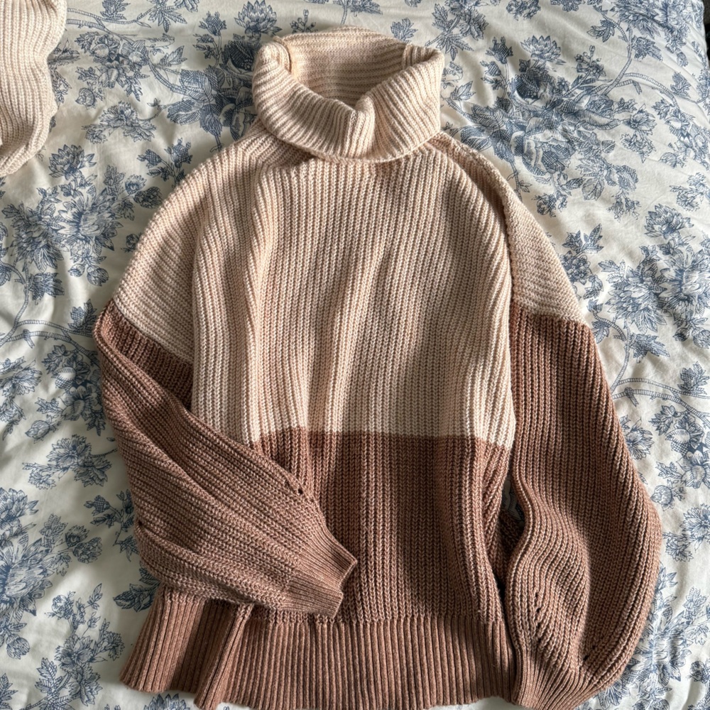 American Eagle Outfitters Two-Tone Turtleneck Sweater